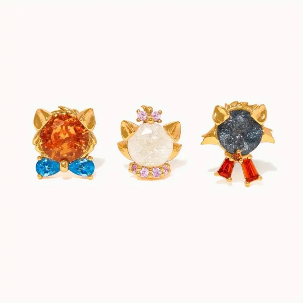 Disney’s The Aristocats Earring Set, Disney The Aristocats Marie Earring Set - Picture 3 of 5